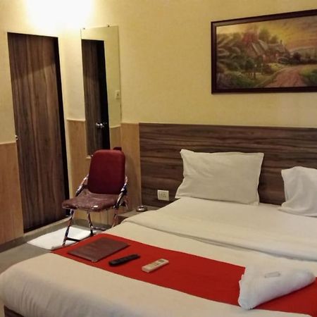 Terminus Square Hotel Kurla Buitenkant foto