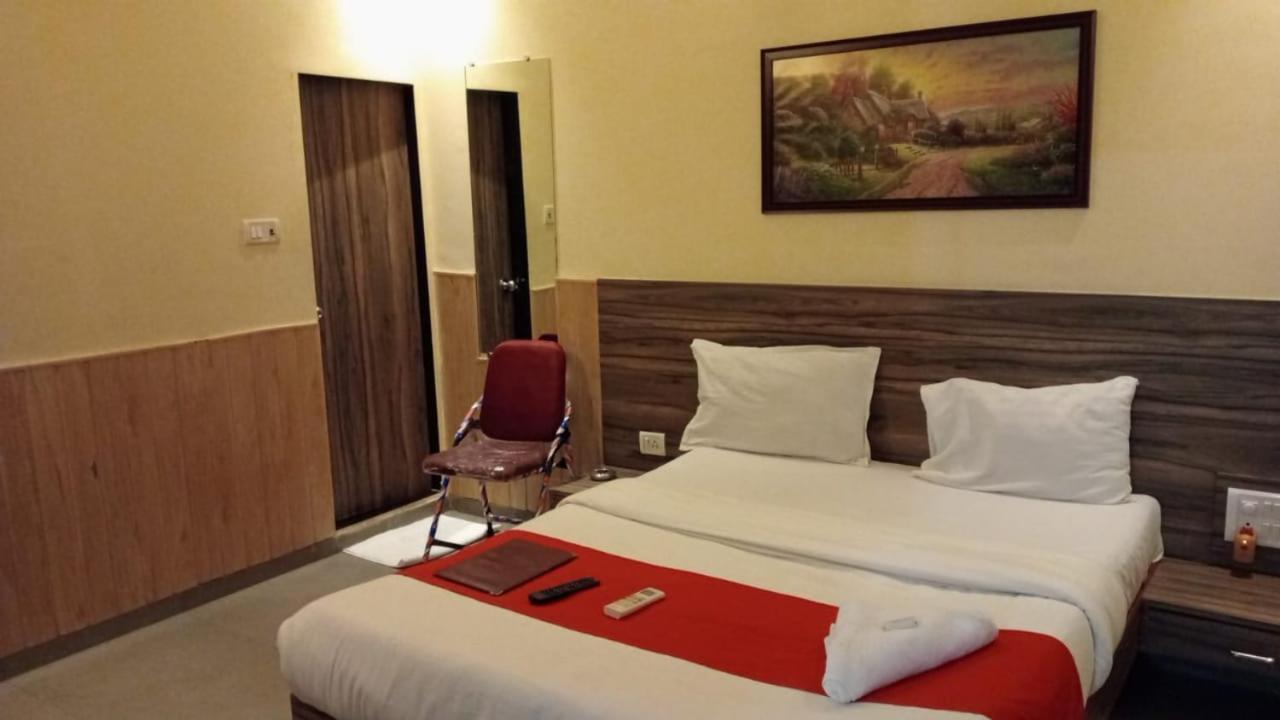 Terminus Square Hotel Kurla Buitenkant foto