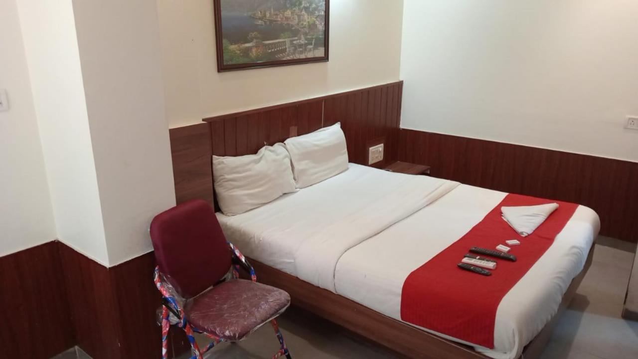 Terminus Square Hotel Kurla Buitenkant foto
