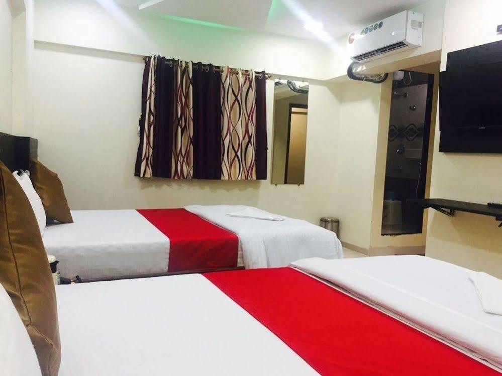 Terminus Square Hotel Kurla Buitenkant foto