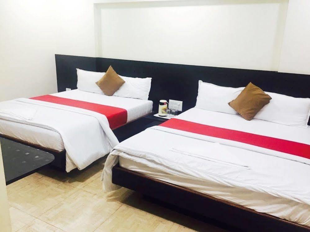 Terminus Square Hotel Kurla Buitenkant foto