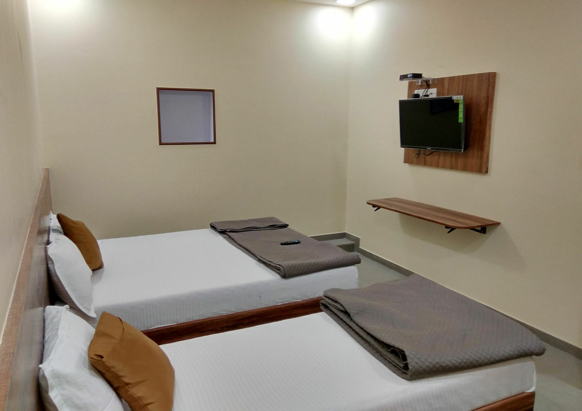 Terminus Square Hotel Kurla Buitenkant foto