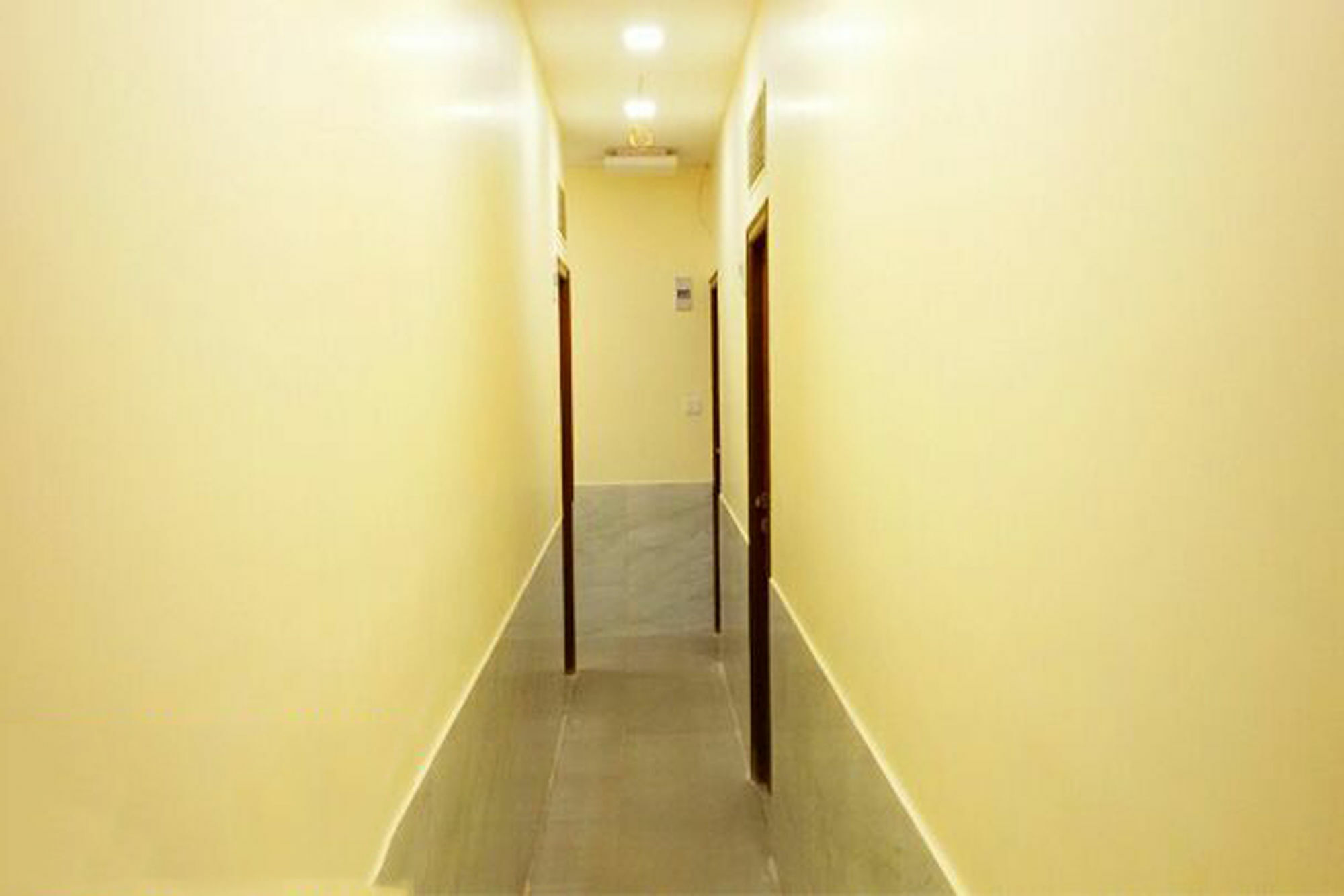 Terminus Square Hotel Kurla Buitenkant foto