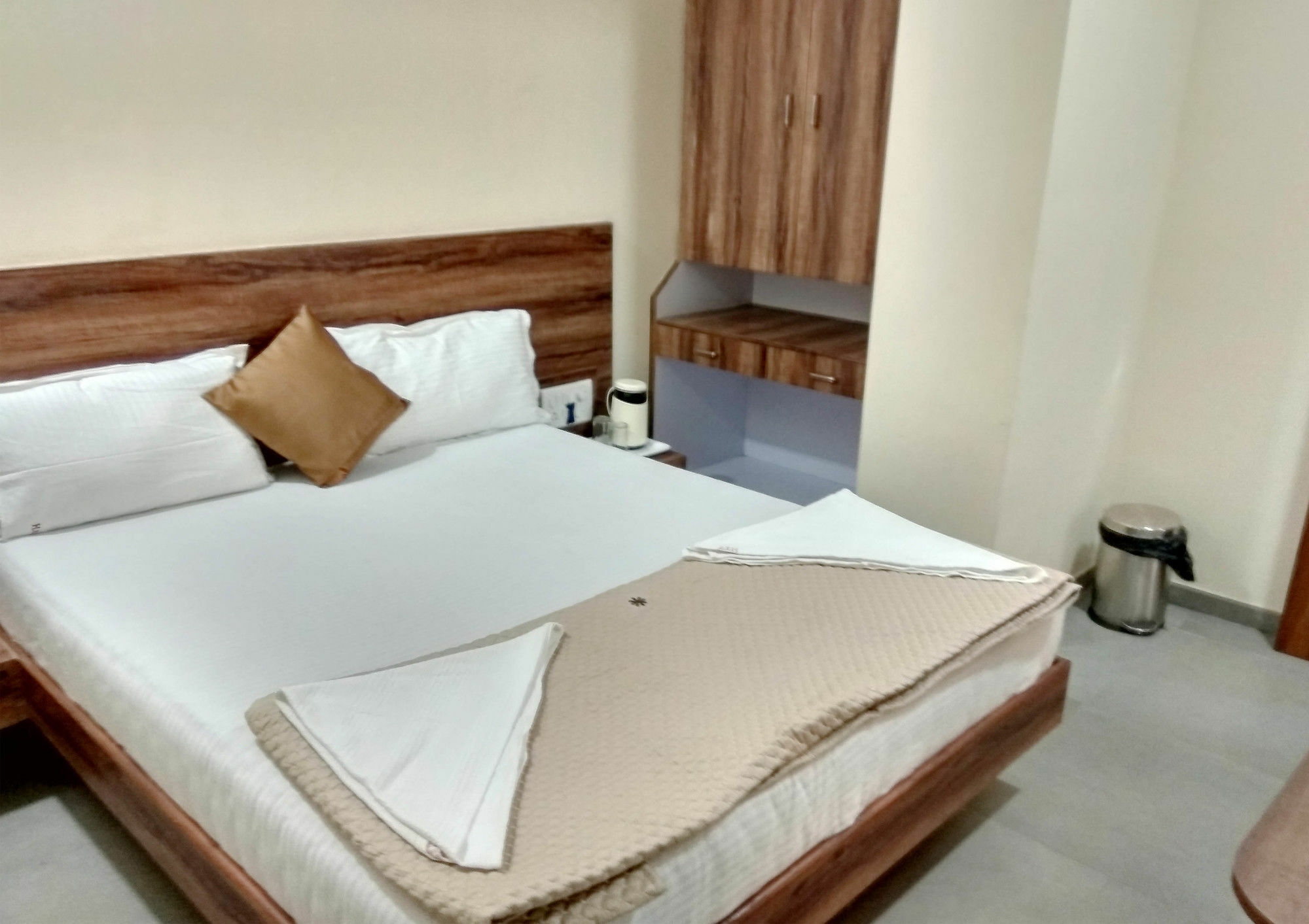 Terminus Square Hotel Kurla Buitenkant foto